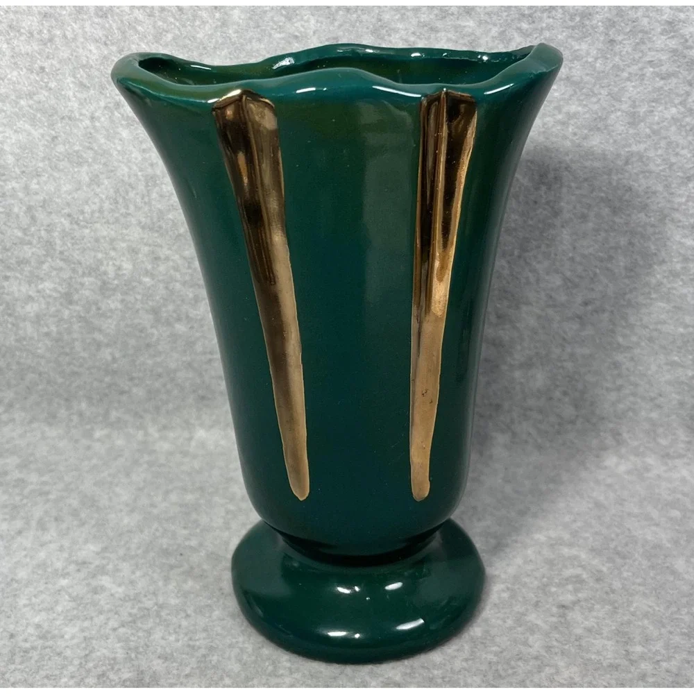 VTG Green Ceramic Pedestal 12